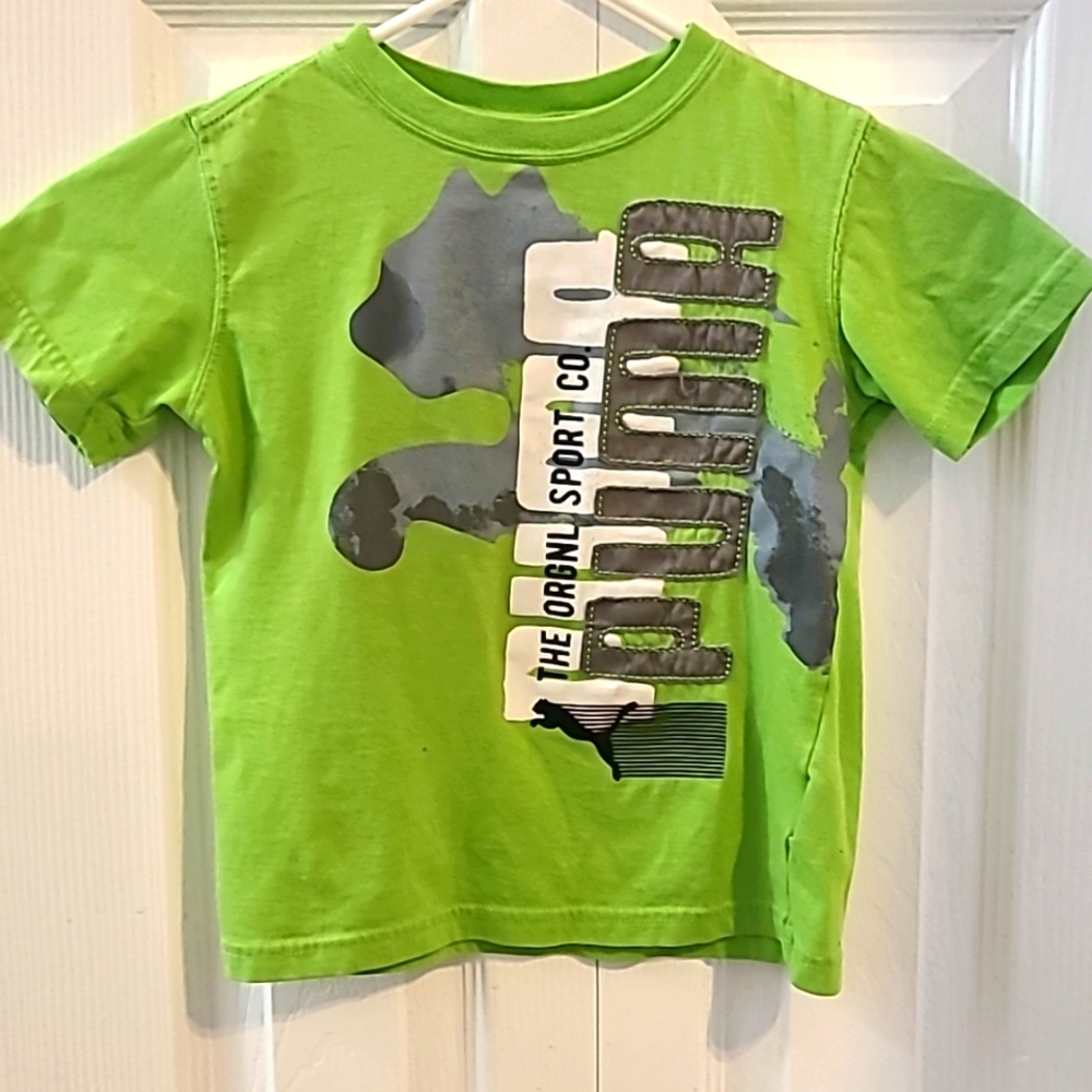 Puma short sleeve tee, Size 4T lime green in color. Gray writing.